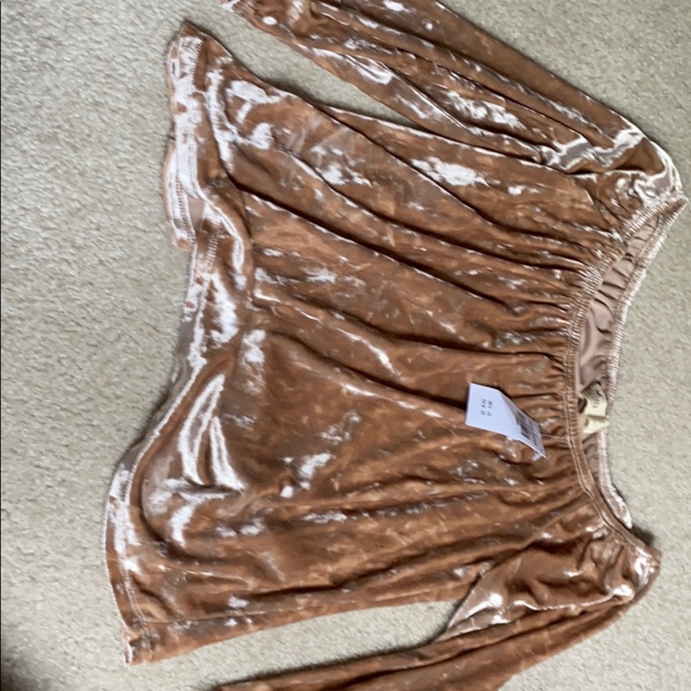 Shiny Velvet off the shoulder Long sleeve